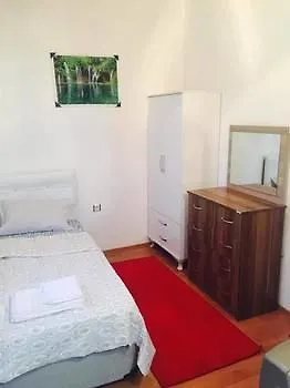 Oda ve Kahvaltı Kydonia